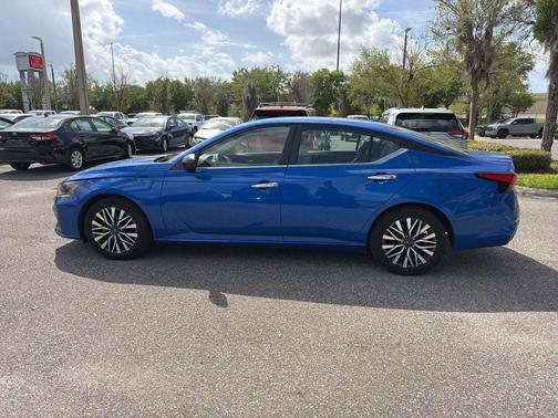 Bluestone Pearl 2025 Nissan Altima 2.5 SV