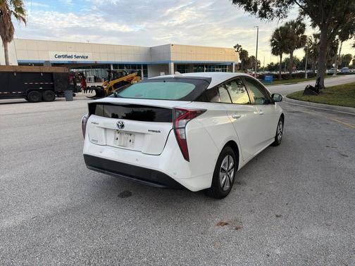 2018 Toyota Prius Four