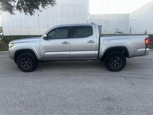 2020 Toyota Tacoma SR5