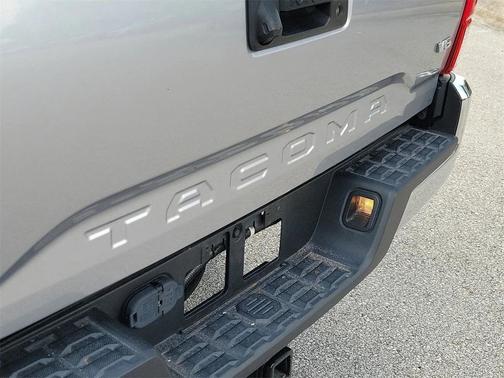 2020 Toyota Tacoma SR5