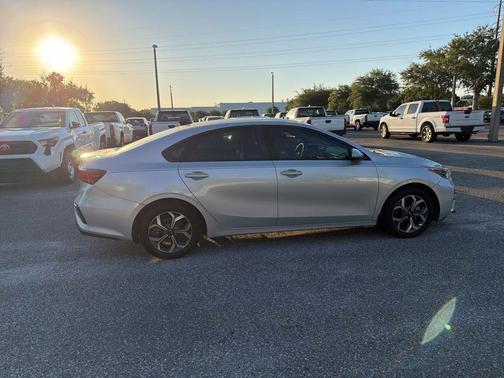 Silky Silver 2019 Kia Forte LXS