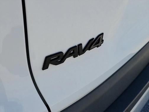 2023 Toyota RAV4 Adventure