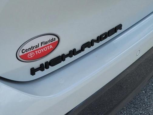 2024 Toyota Highlander Limited