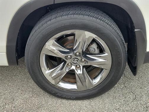 2019 Toyota Highlander Limited Platinum