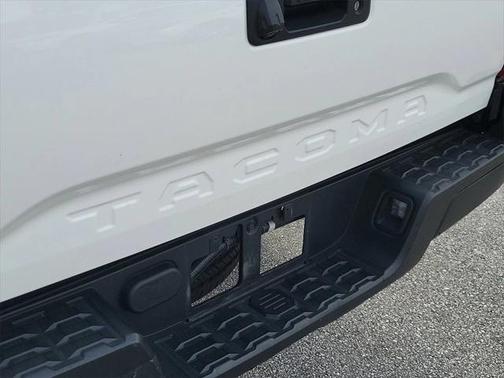 2022 Toyota Tacoma SR