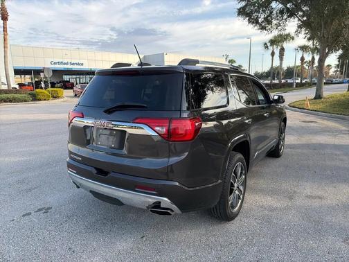 2019 GMC Acadia Denali