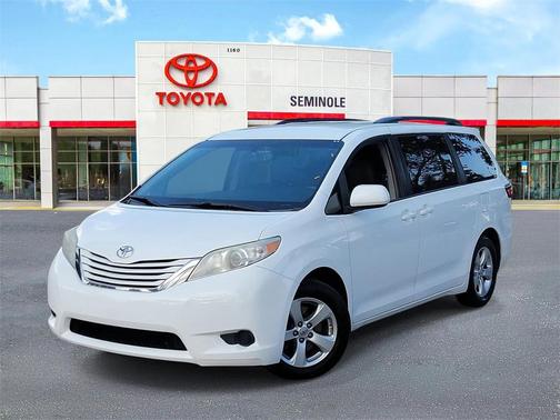 2017 Toyota Sienna LE