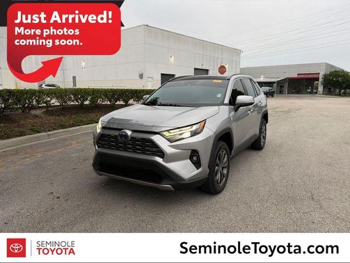 Silver Sky Metallic 2022 Toyota RAV4 Hybrid Limited