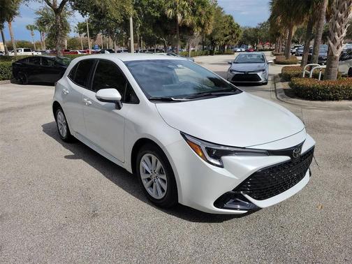 2025 Toyota Corolla SE