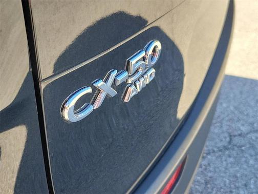 2025 Mazda CX-50 2.5 S Preferred Package