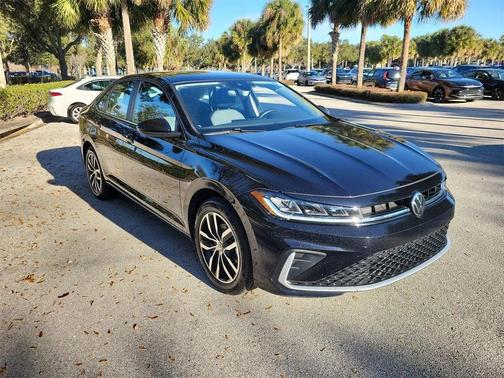 2025 Volkswagen Jetta 1.5T SE