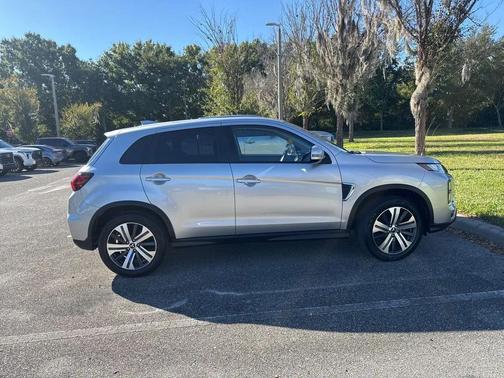 2023 Mitsubishi Outlander Sport SE