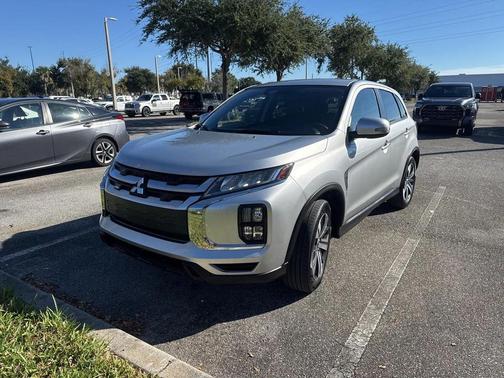 2023 Mitsubishi Outlander Sport SE