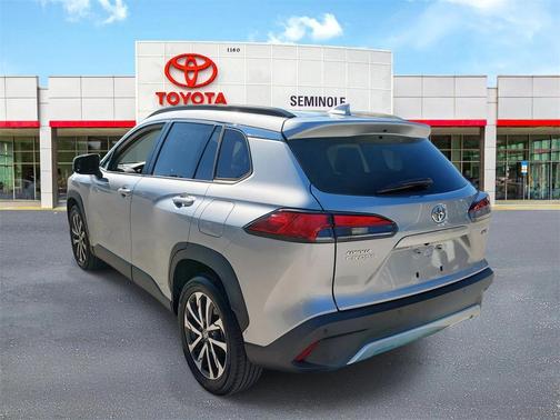 2022 Toyota Corolla Cross XLE