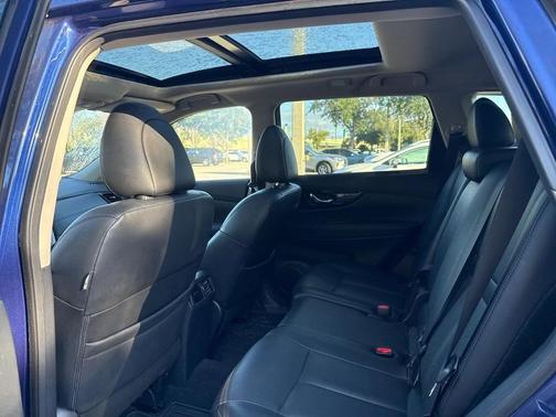 2020 Nissan Rogue SL