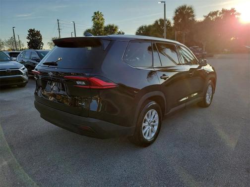 2024 Toyota Grand Highlander XLE