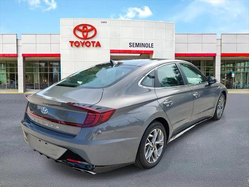 2022 Hyundai SONATA SEL