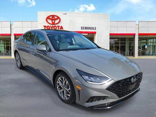 2022 Hyundai SONATA SEL