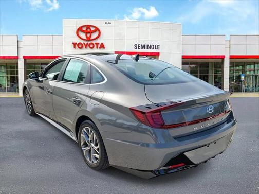 2022 Hyundai SONATA SEL