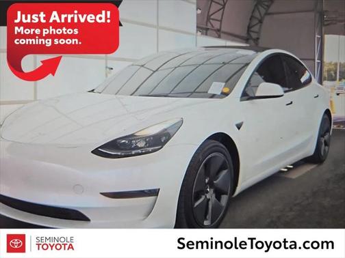 2022 Tesla Model 3 Standard Range