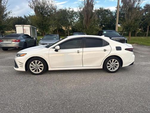 2024 Toyota Camry LE