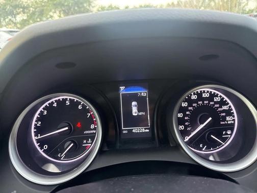 2024 Toyota Camry LE
