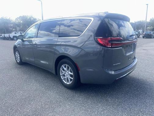 2025 Chrysler Pacifica L