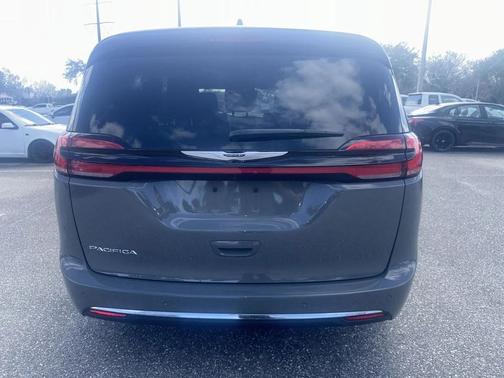 2025 Chrysler Pacifica L