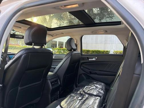 2016 Ford Edge Sport