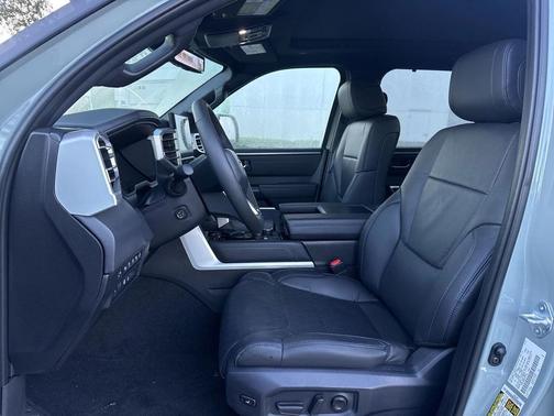 2025 Toyota Tundra Platinum