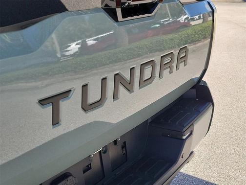 2025 Toyota Tundra Platinum