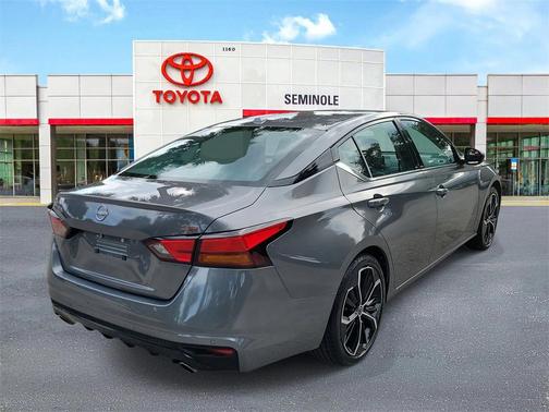 2025 Nissan Altima SR FWD