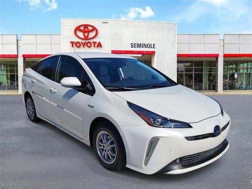 2020 Toyota Prius XLE