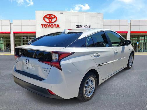 2020 Toyota Prius XLE