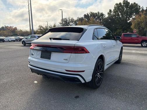 2021 Audi Q8 55 Prestige