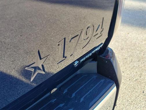 2025 Toyota Tundra Hybrid 1794 Edition