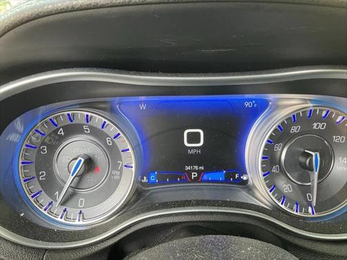 2022 Chrysler 300 Touring