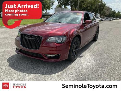 2022 Chrysler 300 Touring