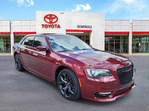 2022 Chrysler 300 Touring
