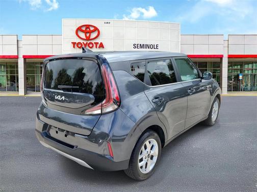 2024 Kia Soul LX