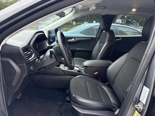 2025 Ford Escape PHEV SE