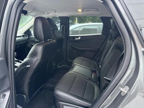 2025 Ford Escape PHEV SE