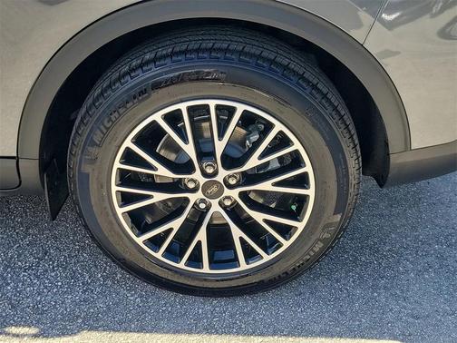 2025 Ford Escape PHEV SE