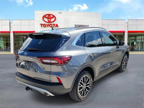 2025 Ford Escape PHEV SE