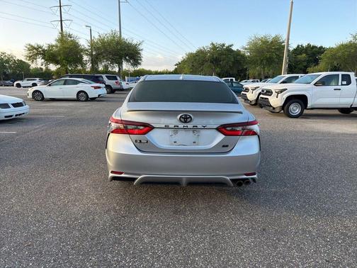 Celestial Silver Metallic 2023 Toyota Camry SE