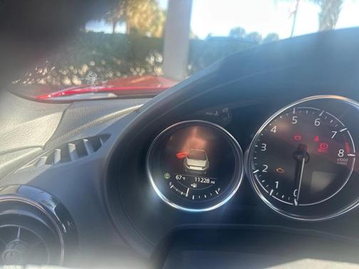 2024 Mazda MX-5 Miata Sport