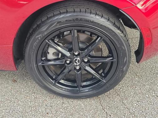 2024 Mazda MX-5 Miata Sport