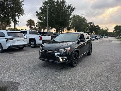 Labrador Black Metallic 2018 Mitsubishi Outlander Sport 2.0 LE
