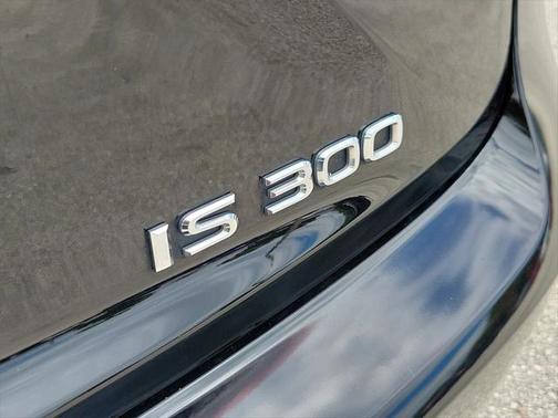 2018 Lexus IS 300 Base