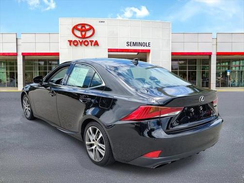 2018 Lexus IS 300 Base